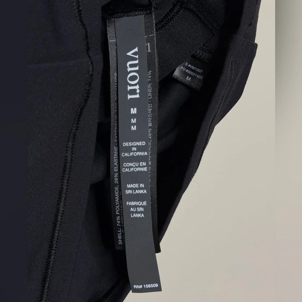 Vuori AllTheForm Support Tank in Black - Picture 6 of 6